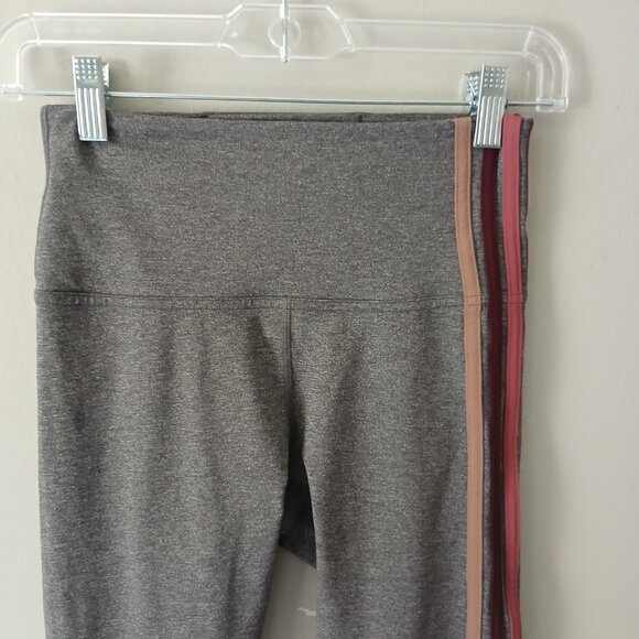 LuluLemon Women's Size 6 Take Hike Leggings Heathered Gray Stretch‎ High Waist - Picture 2 of 11
